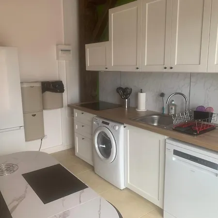 La Petite Escale Gilles Croix De Vie 5 Personnes Bed & Breakfast 3*